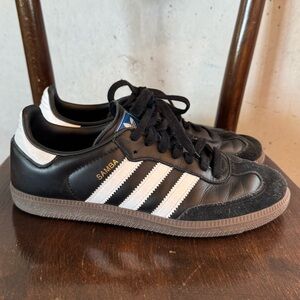 Adidas Sambas - Almost New